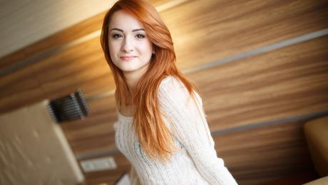 Ksenia aus Kiev, ukrainische Frau, gebildet und attraktiv