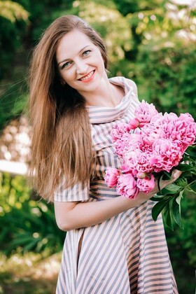 Zhanna von Lutsk 32 jahre - sorgsame Frau. My wenig primäre foto.