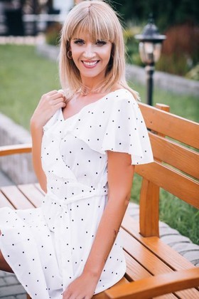 Iryna von Lutsk 37 jahre - Augen Seen. My wenig primäre foto.