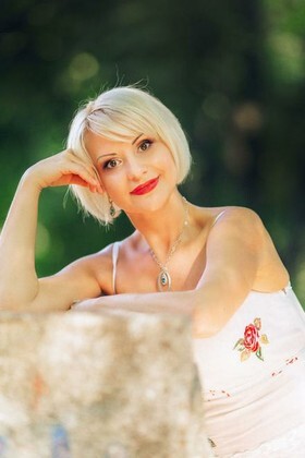 Nataliya von Poltava 43 jahre - sonniges Lächeln. My wenig primäre foto.