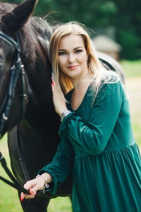 Nataly von Lutsk 39 jahre - romantisches Mädchen. My wenig primäre foto.