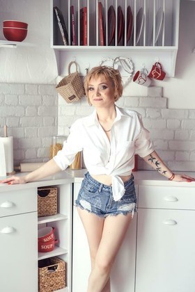 Vicky 41 jahre - Frau für Dating. My wenig primäre foto.