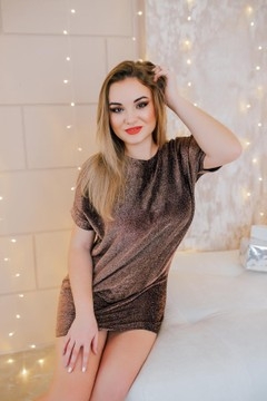 Veronika von Cherkasy 22 jahre - liebevolle Frau. My wenig primäre foto.