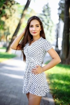 Xenya von Kiev 23 jahre - sexuelle Frau. My wenig öffentliches foto.